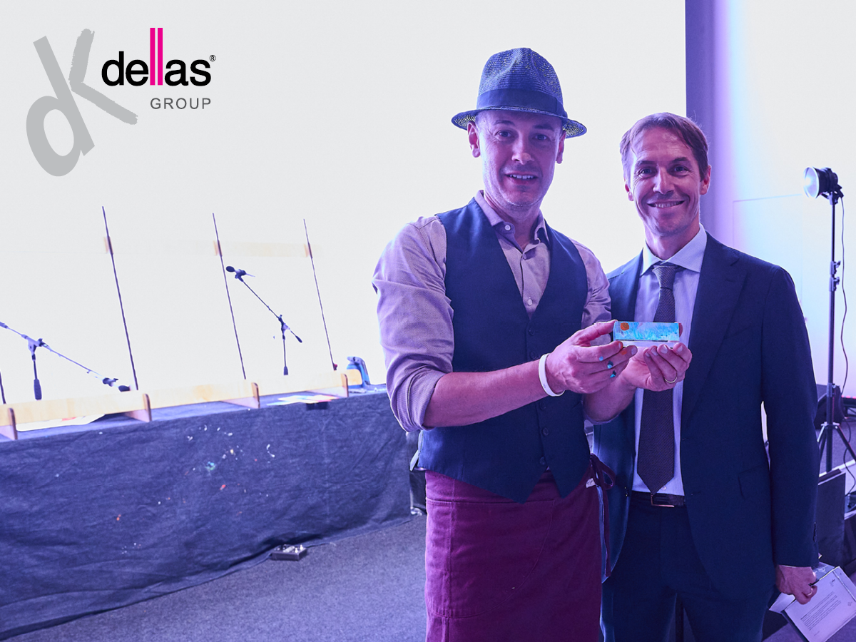 L'artista Serafino Rudari insieme al CEO di Dellas Daniele Ferrari